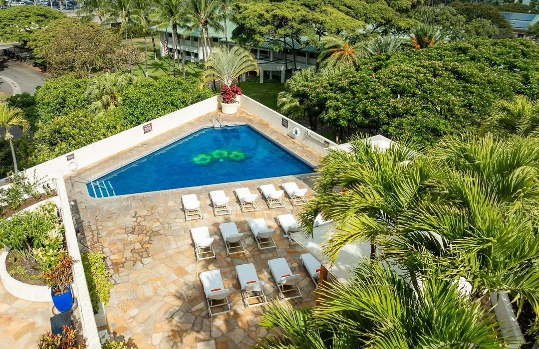 Luana Waikiki Hotel & Suites-1
